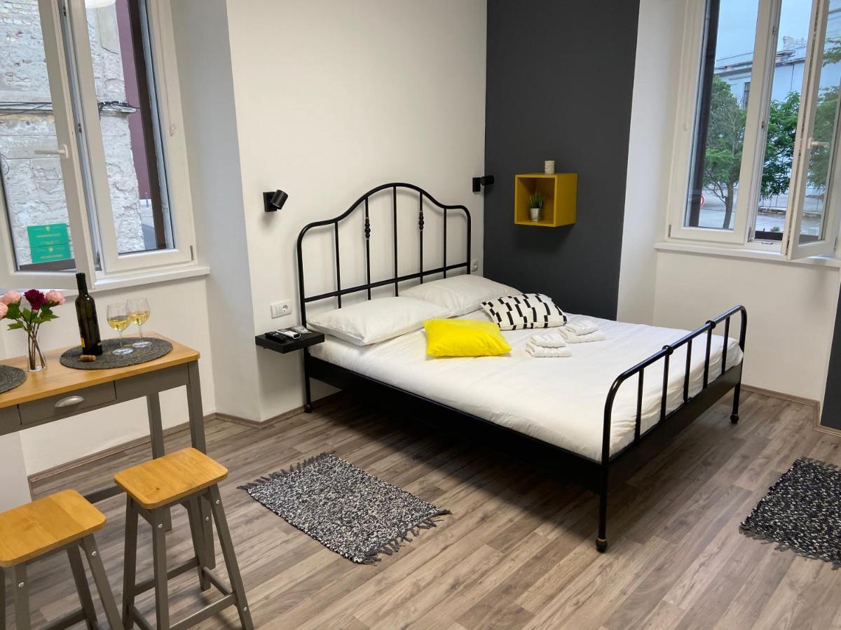 Apartments Flanaticus Pula Ngoại thất bức ảnh